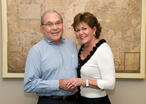 Pharmacy industry leader and devoted philanthropist Charles V. Burnett, photographed here with his wife, Barbara, will be honored with the UA Alumni Association Alumni Achievement Award during the UA Graduate Commencement Ceremony on May 11. (Photo credit: Margaret Hartshorn/BioCommunications/Arizona Health Sciences Center) Pharmacy industry leader and devoted philanthropist Charles V. Burnett, photographed here with his wife, Barbara, will be honored with the UA Alumni Association Alumni Achievement Award during the UA Graduate Commencement Ceremony on May 11. (Photo credit: Margaret Hartshorn/BioCommunications/Arizona Health Sciences Center)